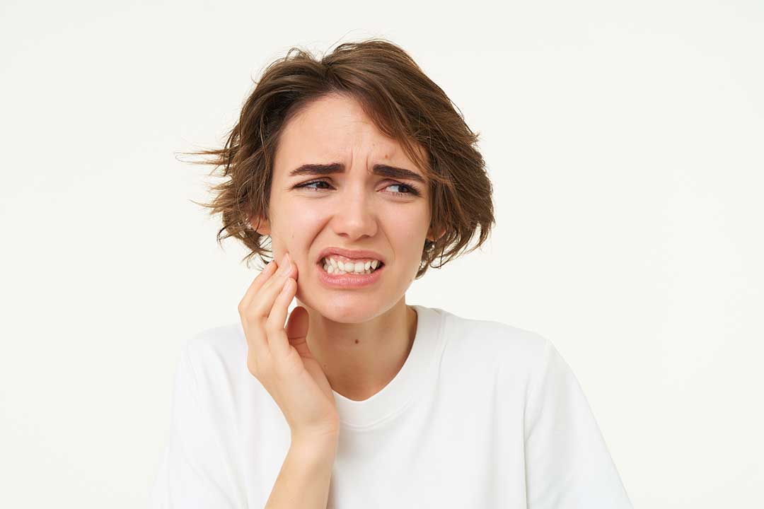 What Do You Do If You Crack Your Tooth?