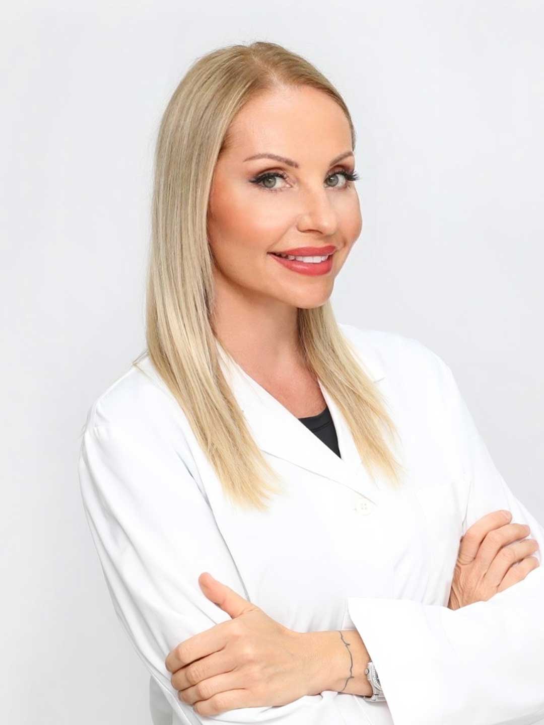 Dr. Daniela Schmidt